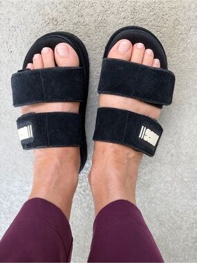 UGG Sport Yeah Slides Black Platform Sandals Womens 5.5 EU 36.5 Fits 6.5